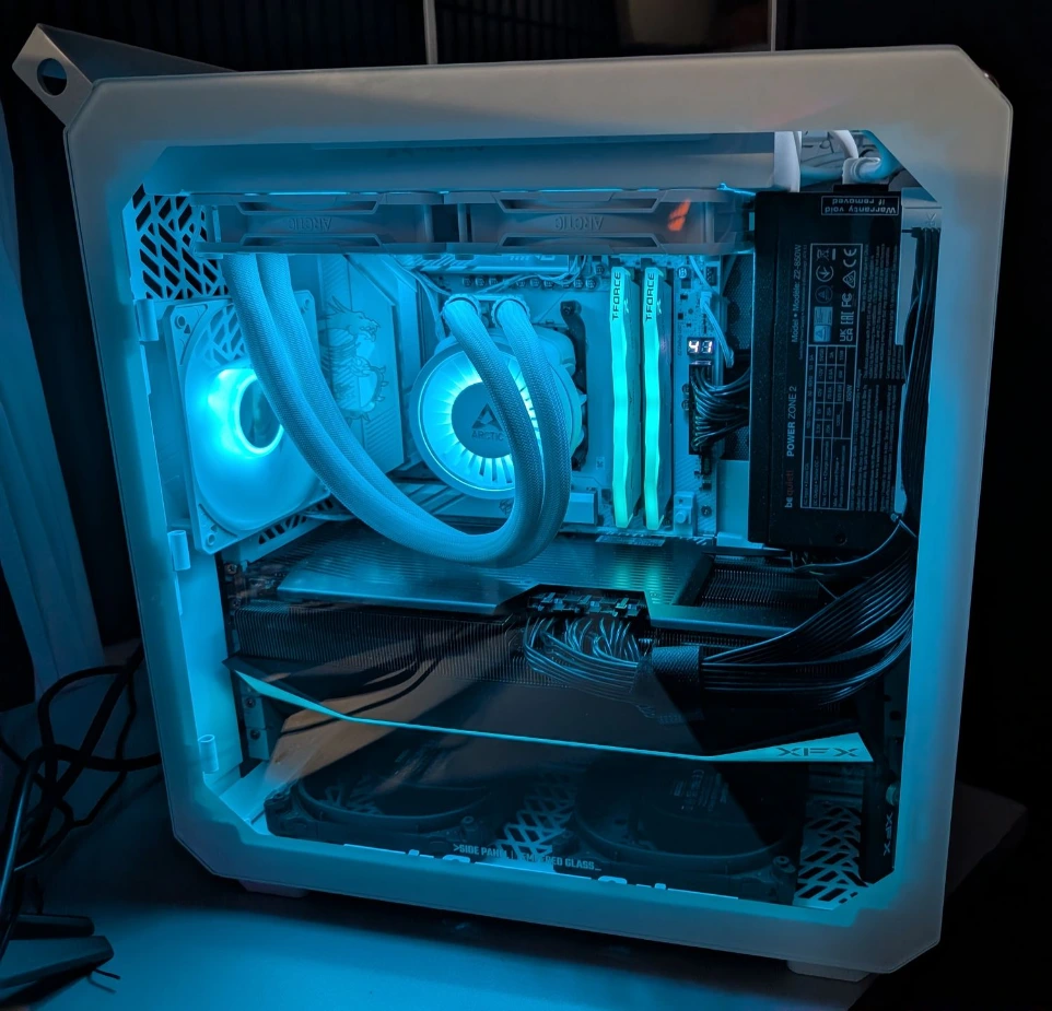 1440P Gaming PC Ryzen 9800X3D RX9070XT